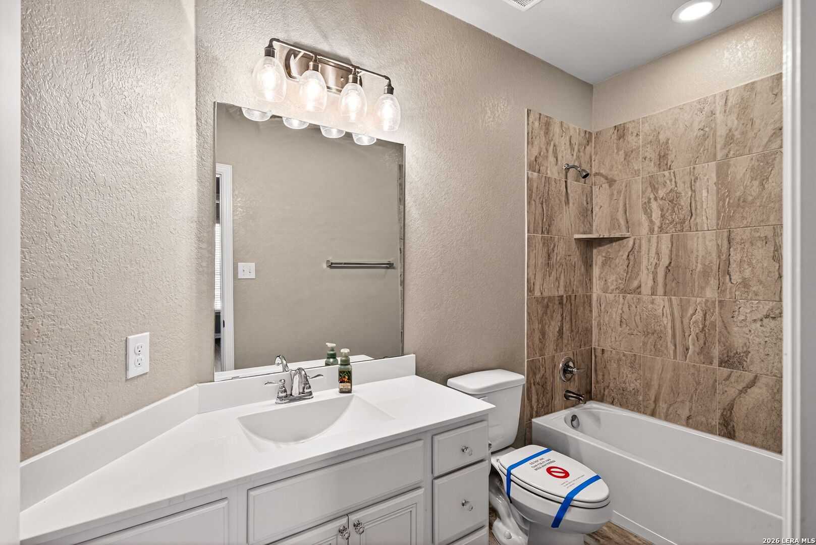 6661 Bowie Cove Cibolo TX 78108