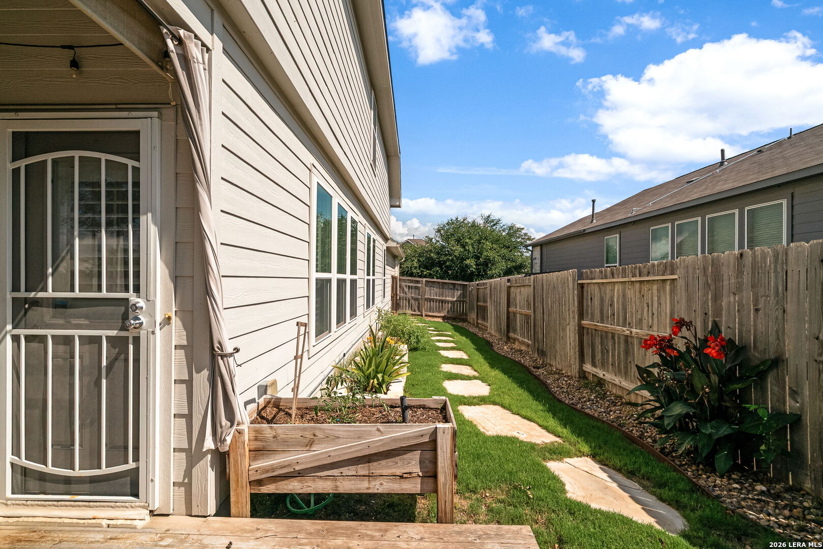6661 Bowie Cove Cibolo TX 78108