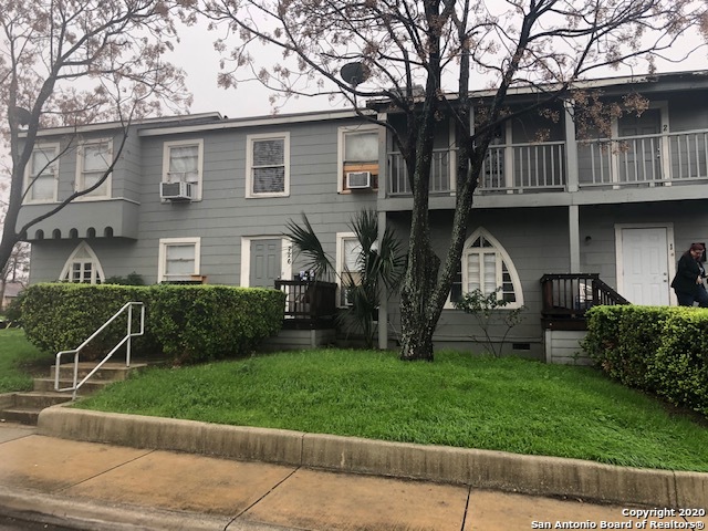 726 E Grayson Street San Antonio TX 78208