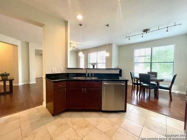 7342 Oak Manor San Antonio TX 78229