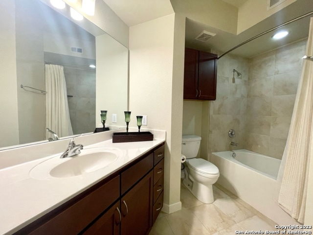 7342 Oak Manor San Antonio TX 78229
