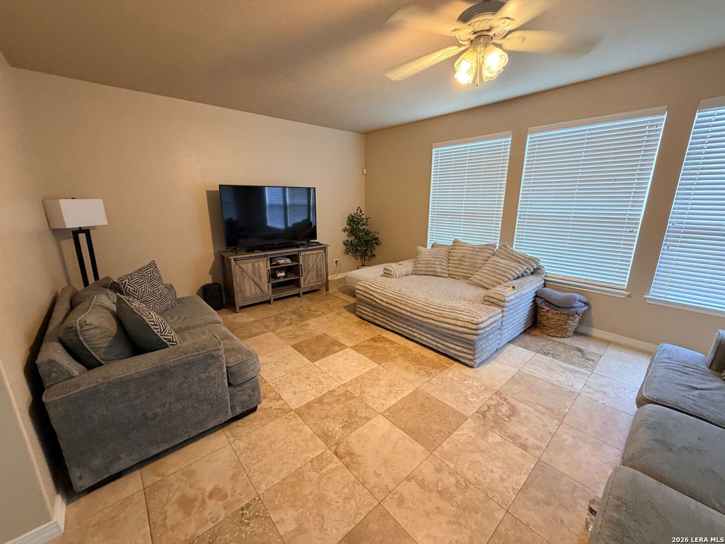 10702 Arabian Isle San Antonio TX 78254