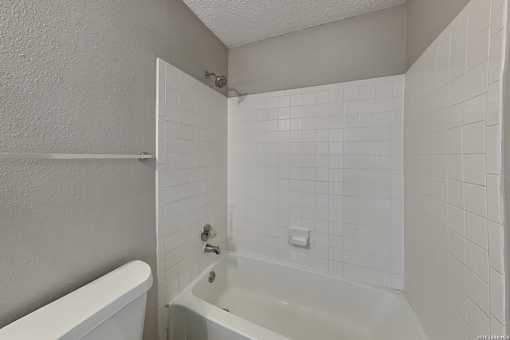 2162 Mossy Creek San Antonio TX 78245