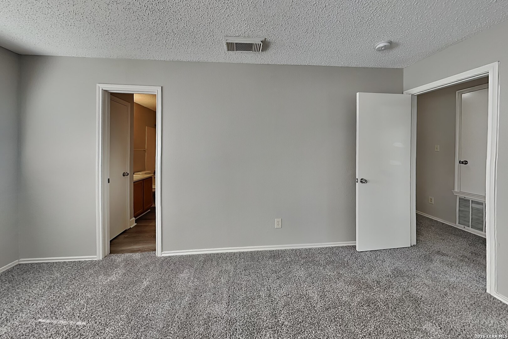 2162 Mossy Creek San Antonio TX 78245