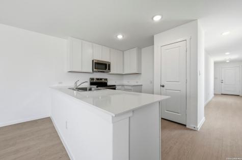 964 Pastar Creek Seguin TX 78155