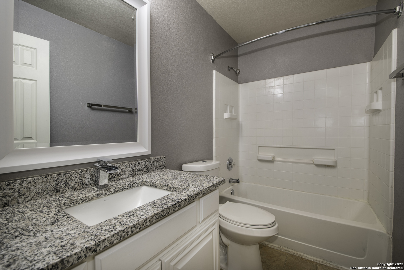 6527 Ithaca Falls San Antonio TX 78239