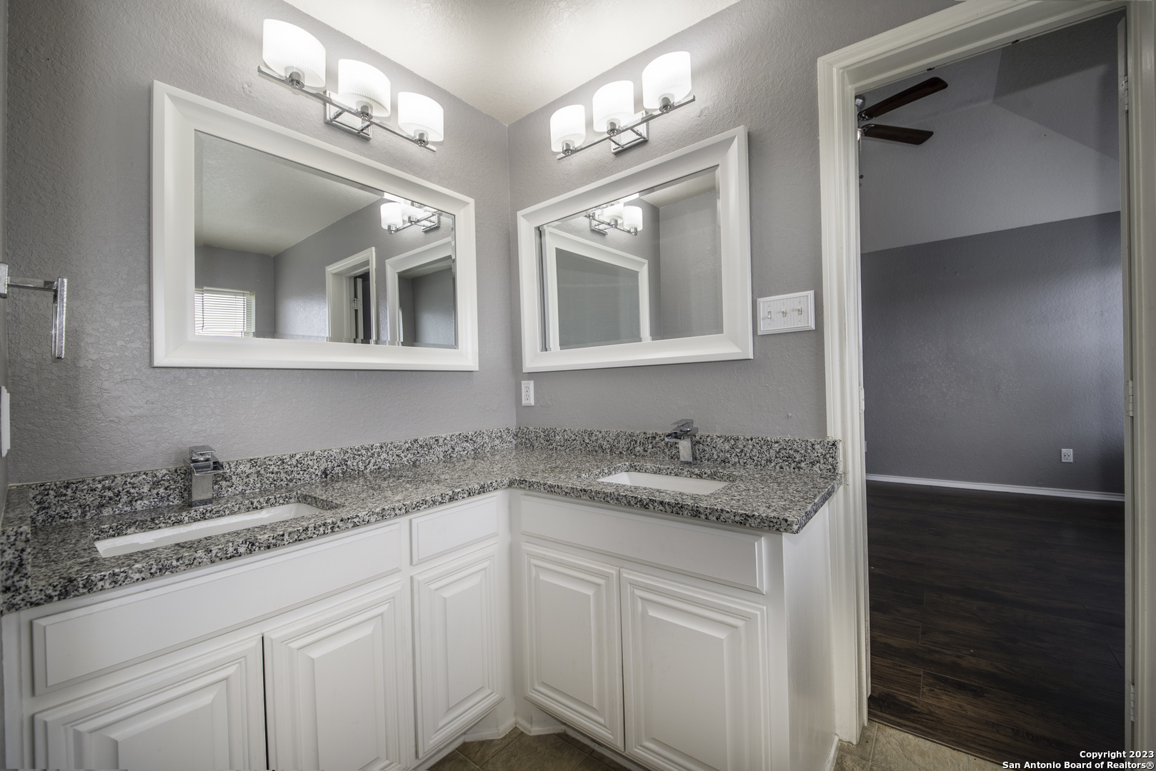 6527 Ithaca Falls San Antonio TX 78239