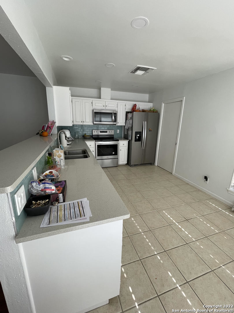 3718 Hunters Circle San Antonio TX 78230