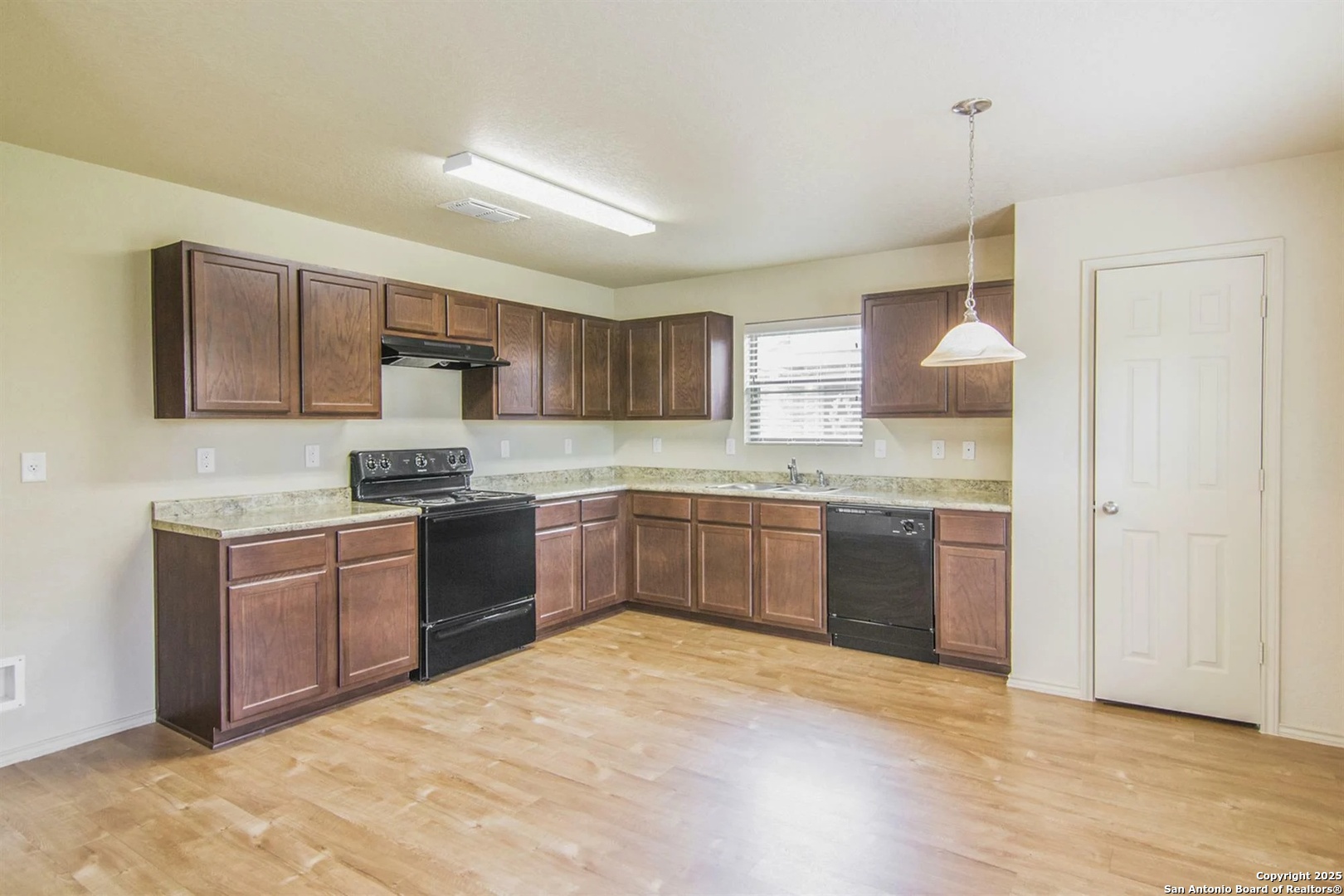 2230 Fishing Stone San Antonio TX 78224