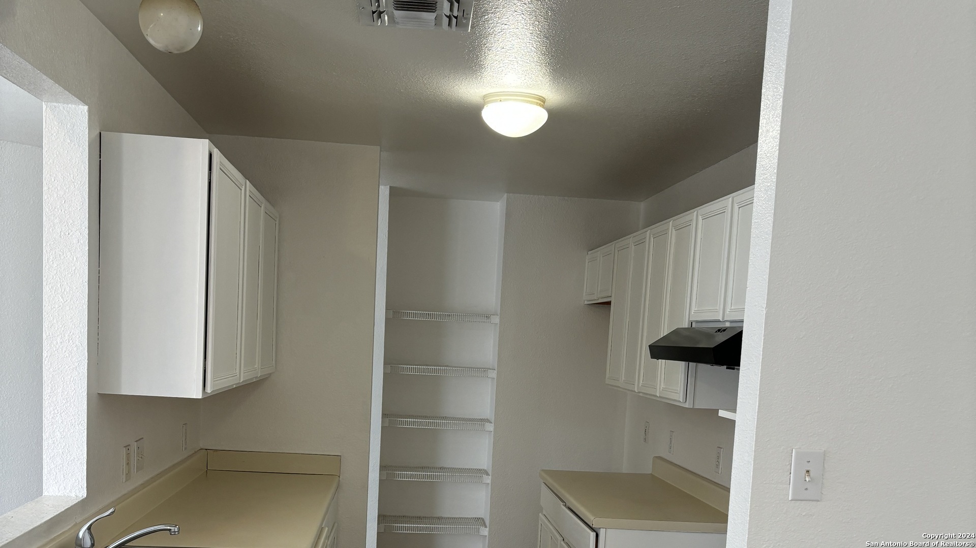 6313 Green Top Drive San Antonio TX 78233