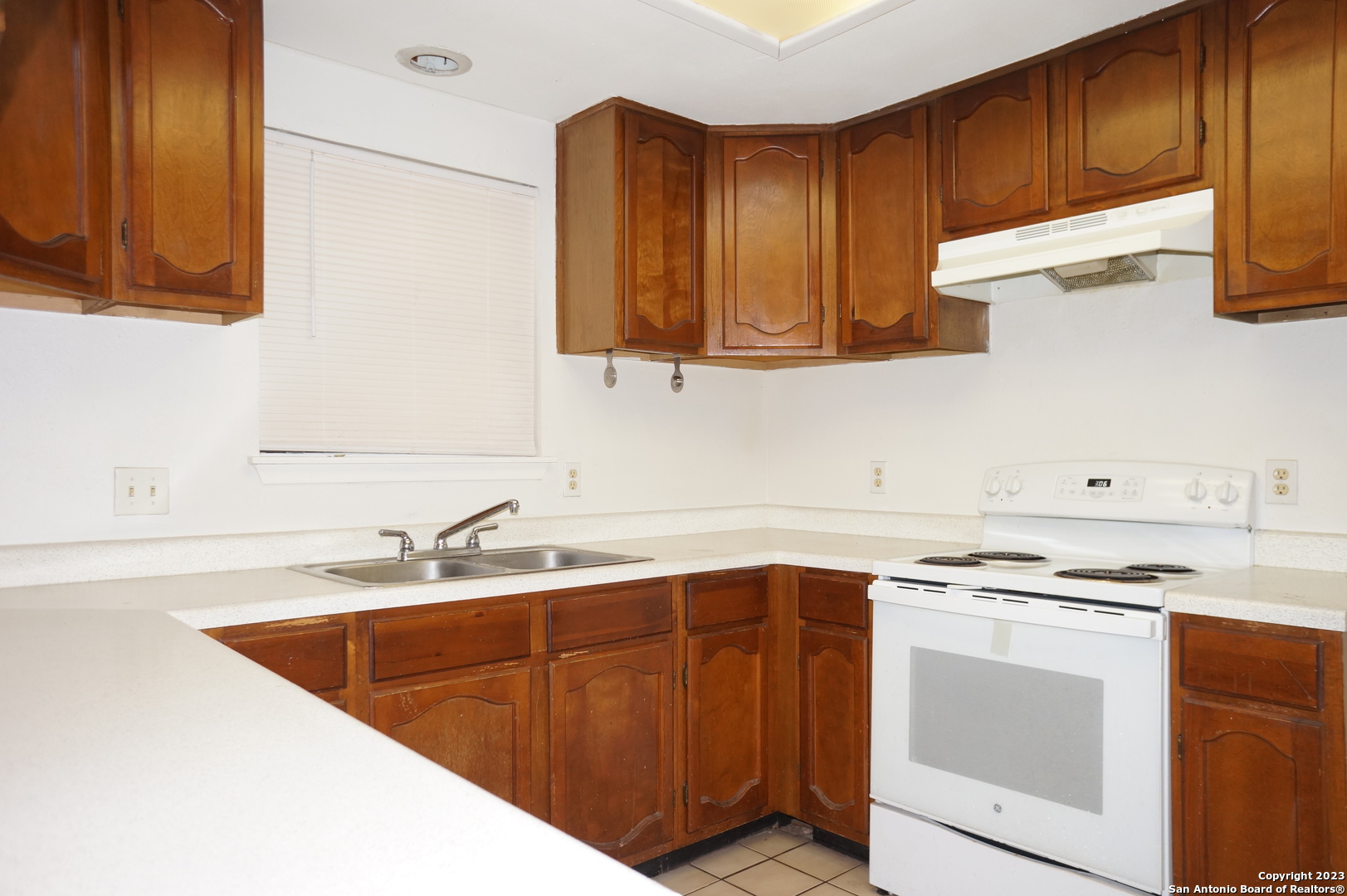 7222 Rimwood Live Oak TX 78233
