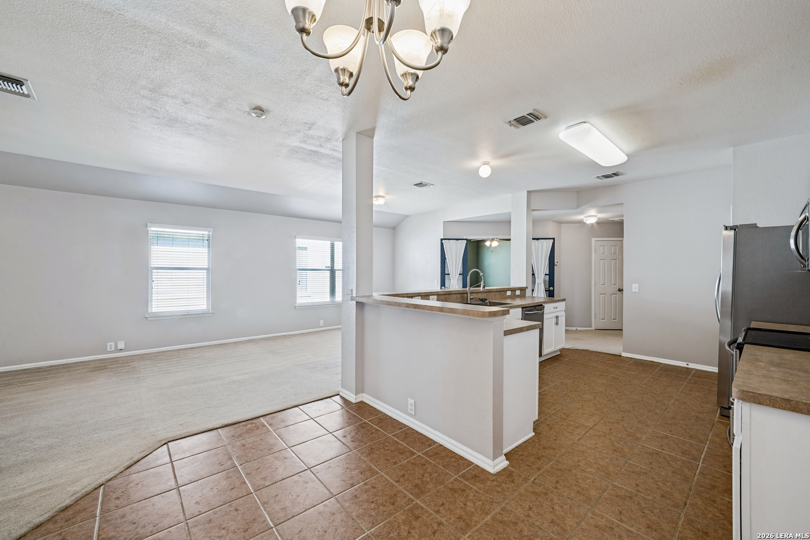 3727 Fiesta Trail San Antonio TX 78245