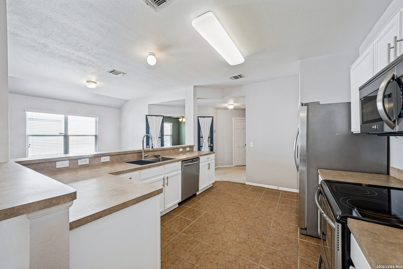 3727 Fiesta Trail San Antonio TX 78245