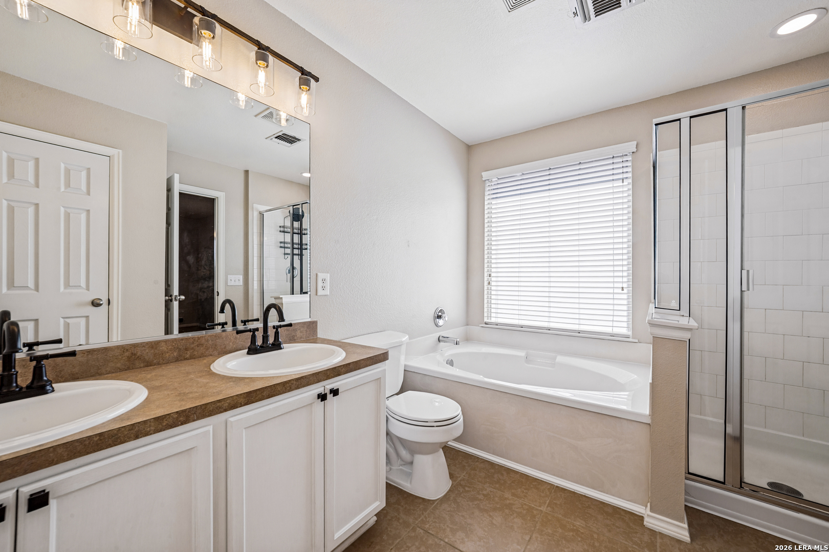 3727 Fiesta Trail San Antonio TX 78245