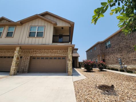 319 Creekside Curve New Braunfels TX 78130