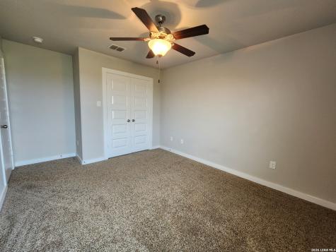 319 Creekside Curve New Braunfels TX 78130