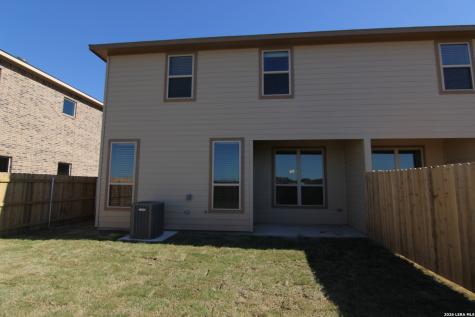 319 Creekside Curve New Braunfels TX 78130