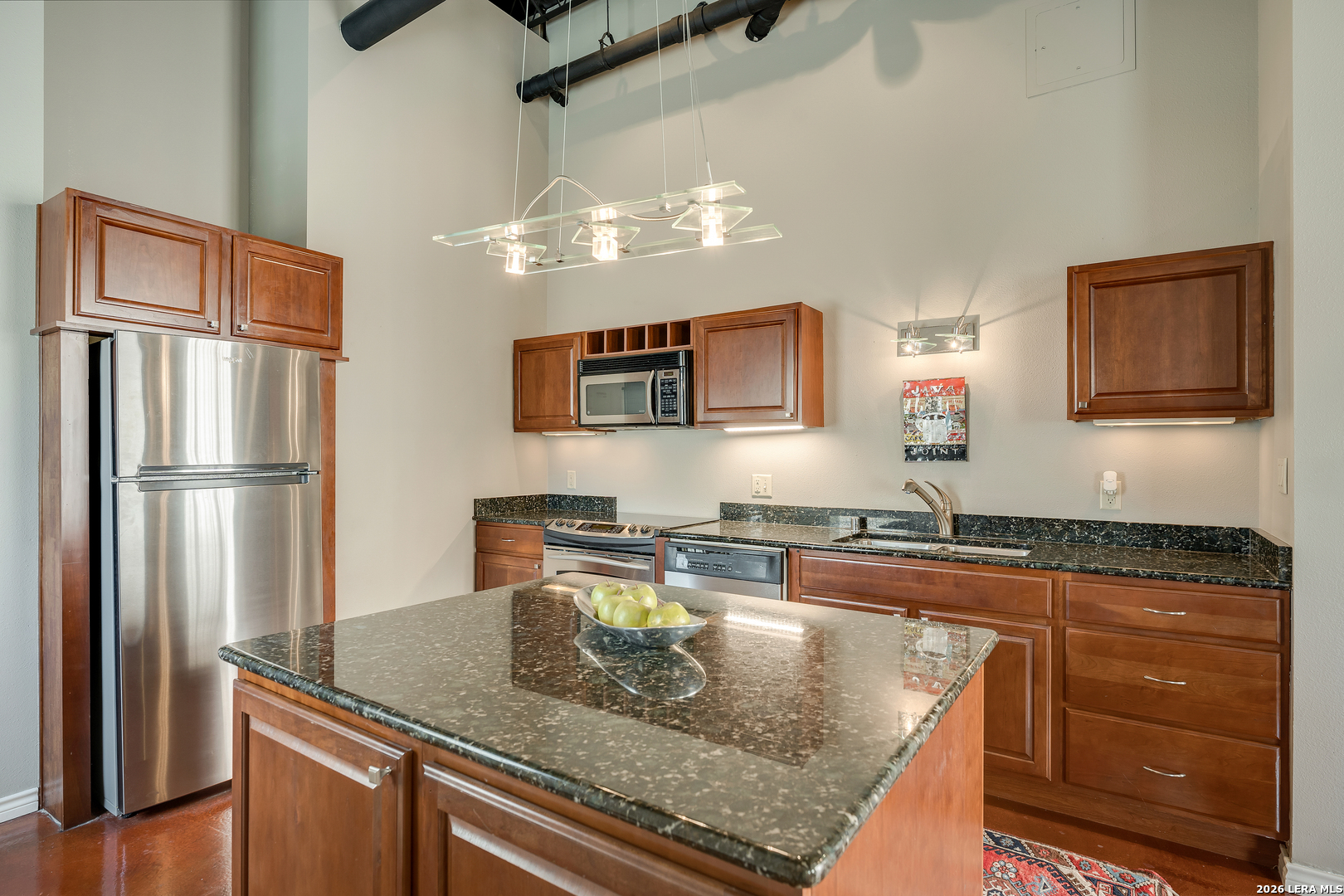 214 E Travis San Antonio TX 78205
