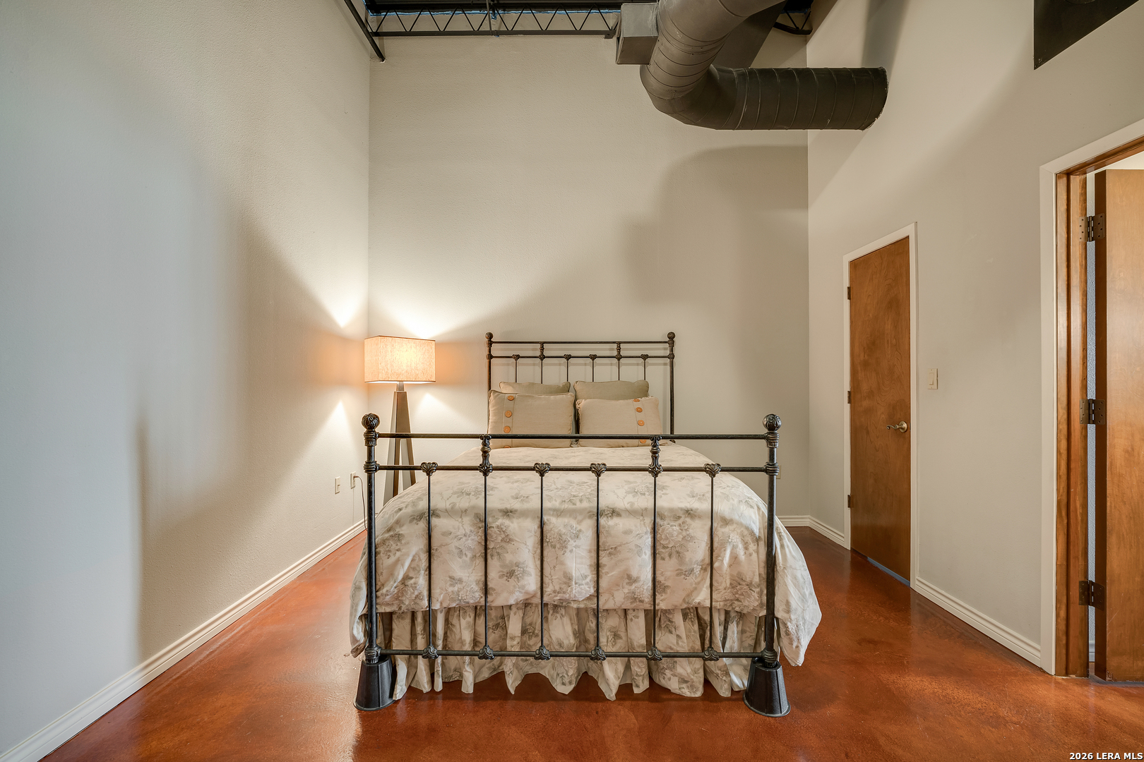 214 E Travis San Antonio TX 78205