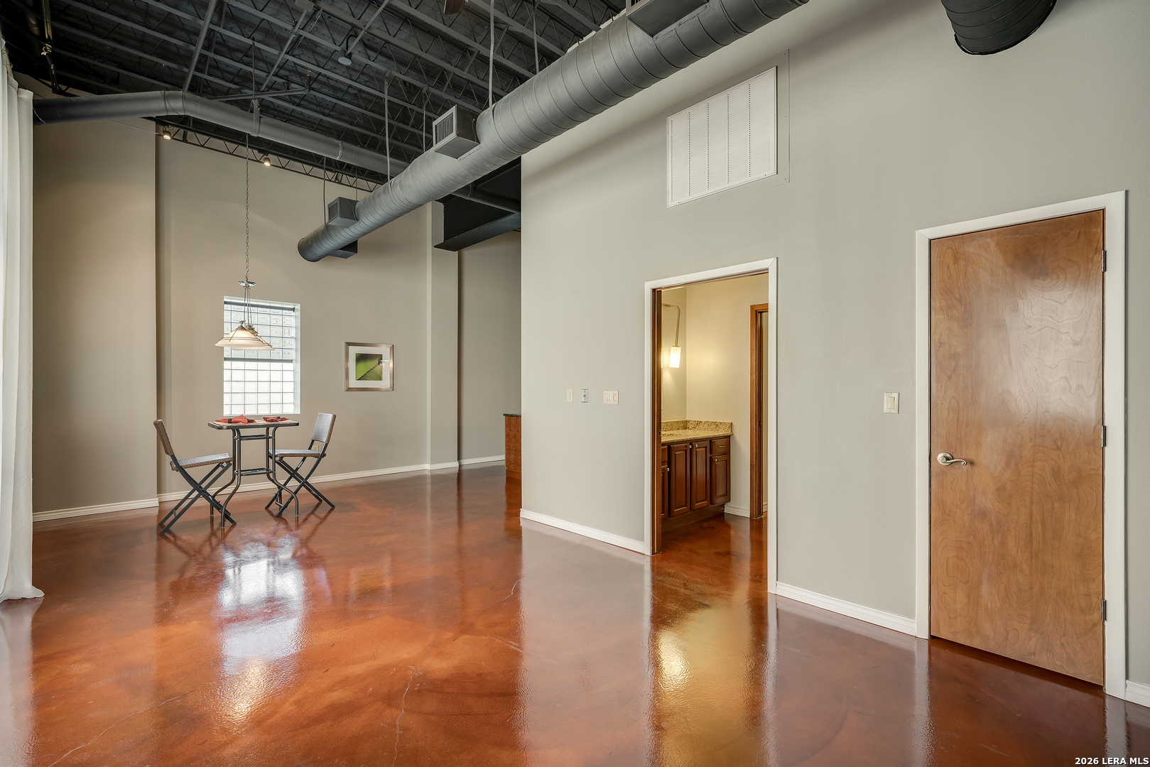214 E Travis San Antonio TX 78205