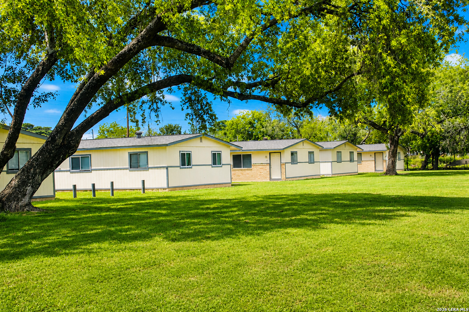 144 W Villaret Boulevard San Antonio TX 78221