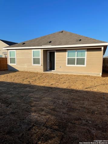10538 Borlaug Street Converse TX 78109