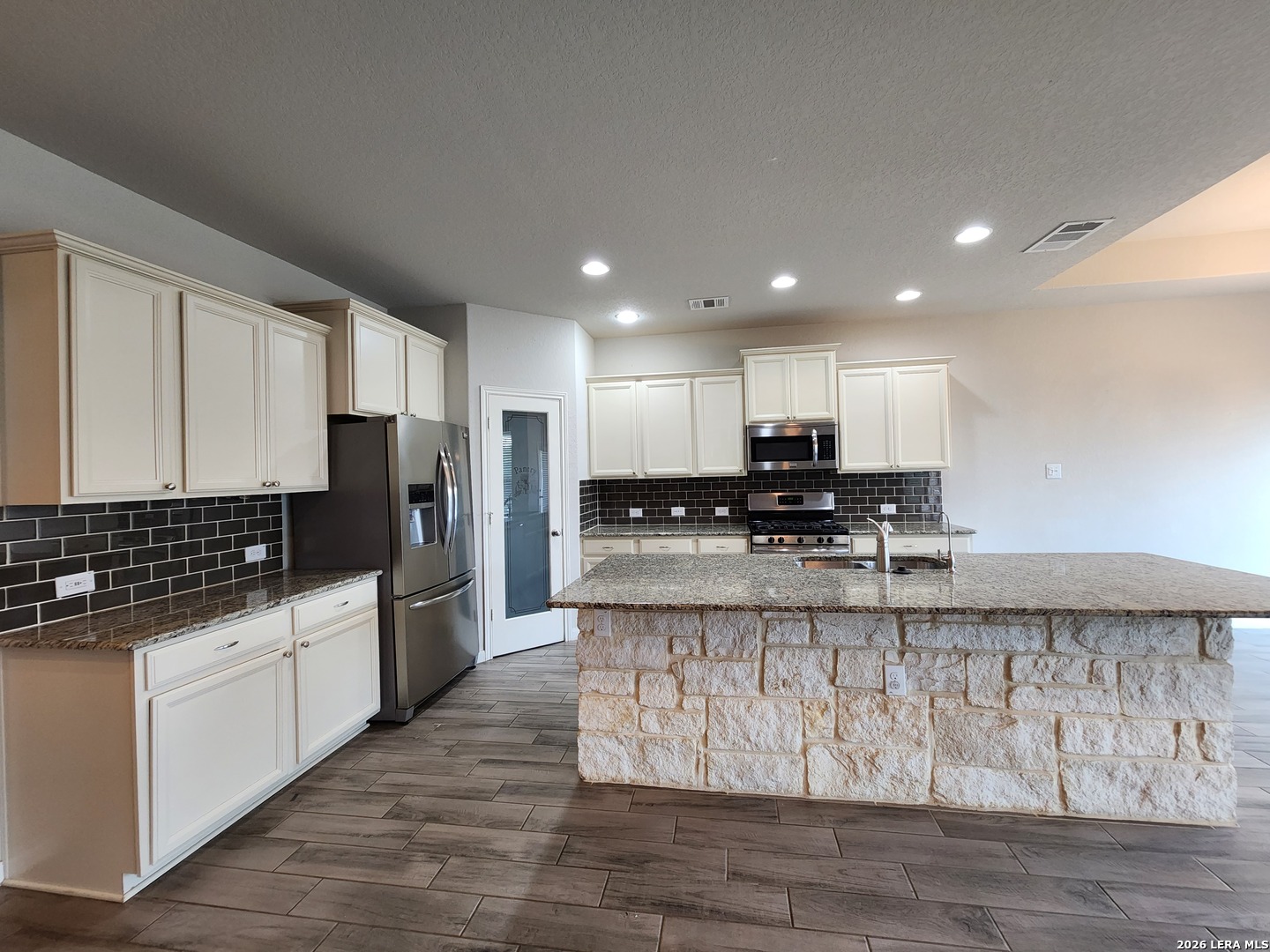 338 Oak Creek Way New Braunfels TX 78130