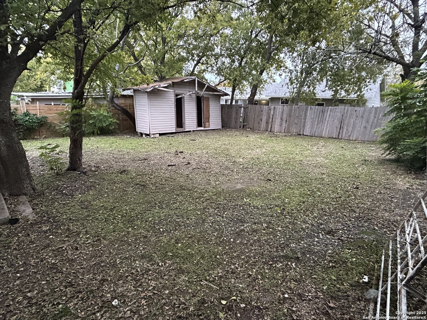 1218 Gardina San Antonio TX 78201