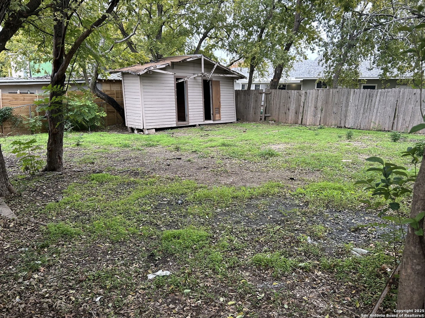 1218 Gardina San Antonio TX 78201