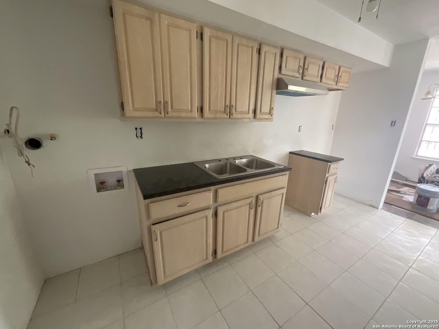 1218 Gardina San Antonio TX 78201