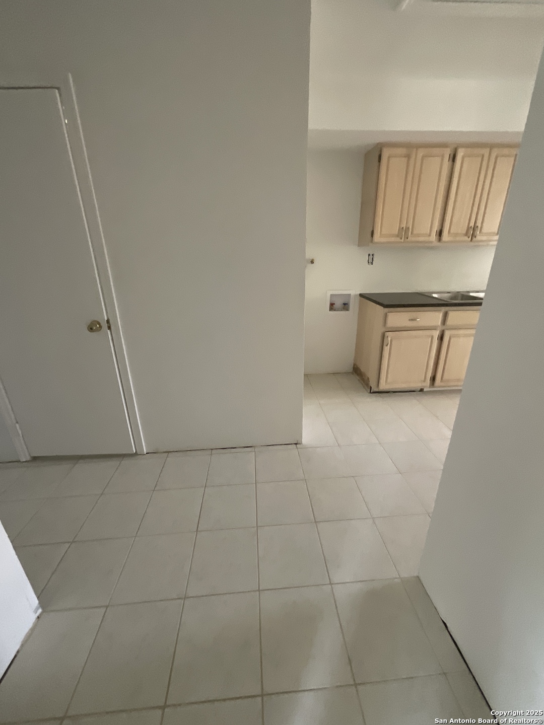 1218 Gardina San Antonio TX 78201