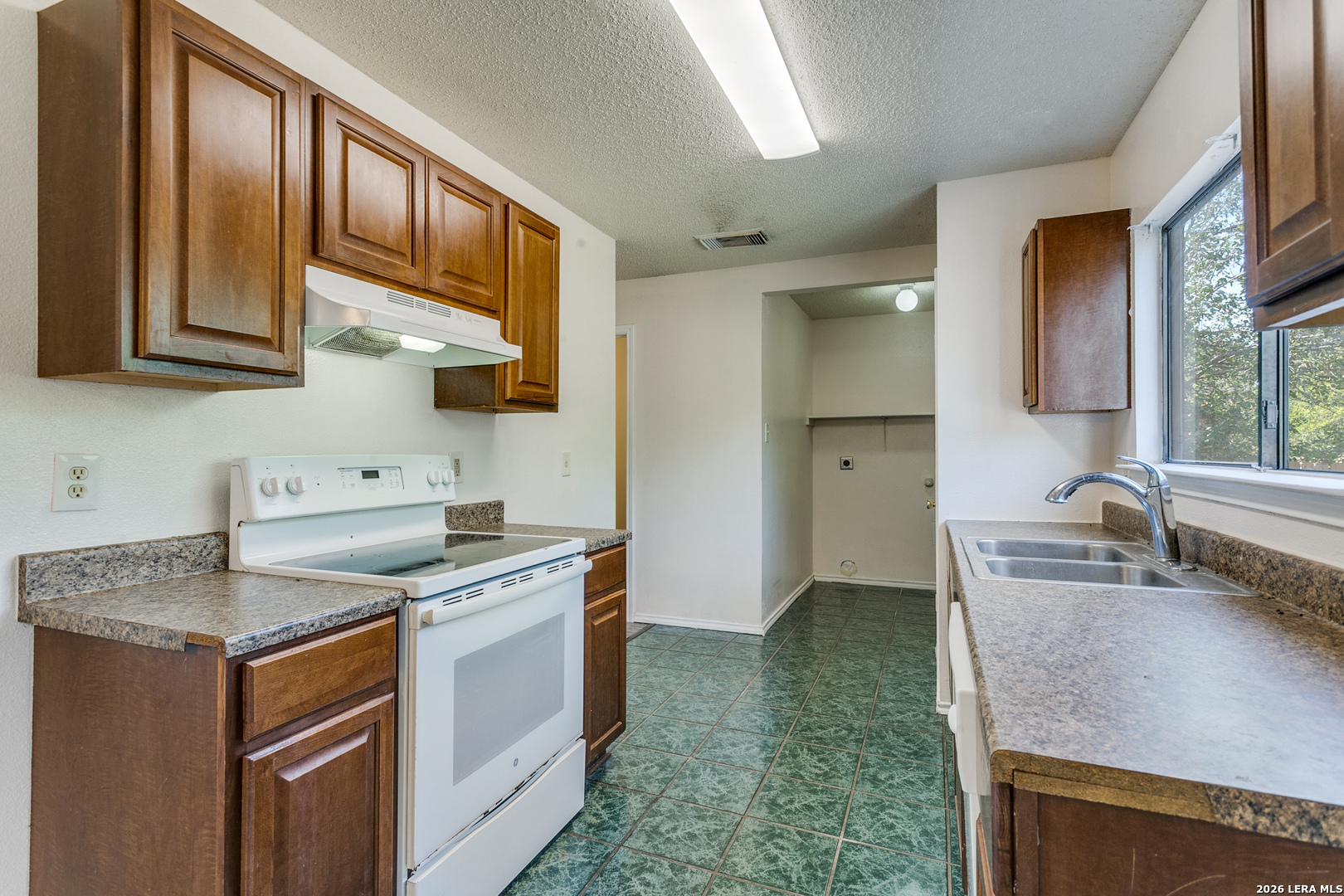 6019 Lyndell Springs San Antonio TX 78244