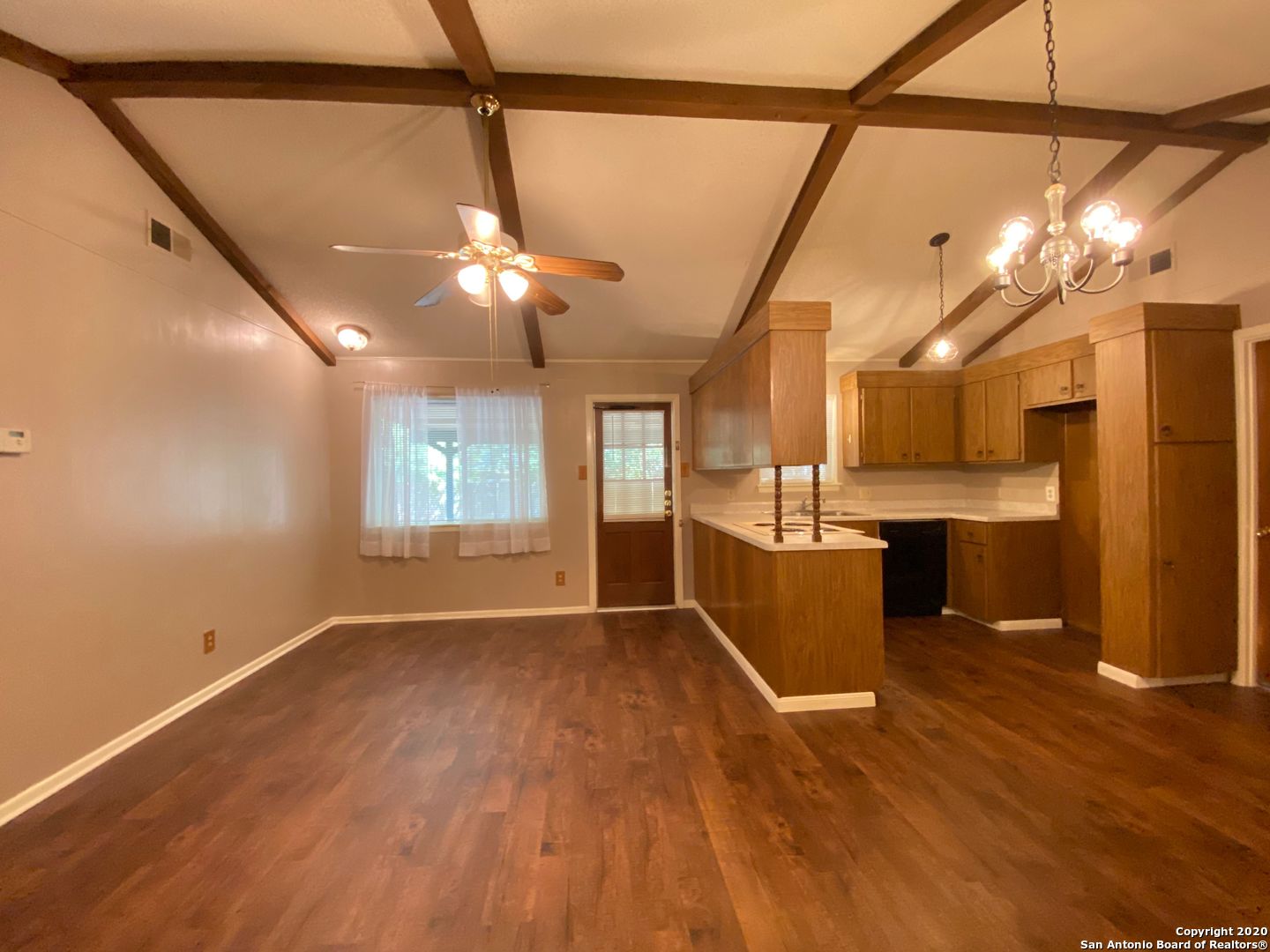 6718 N Forest Bend San Antonio TX 78240