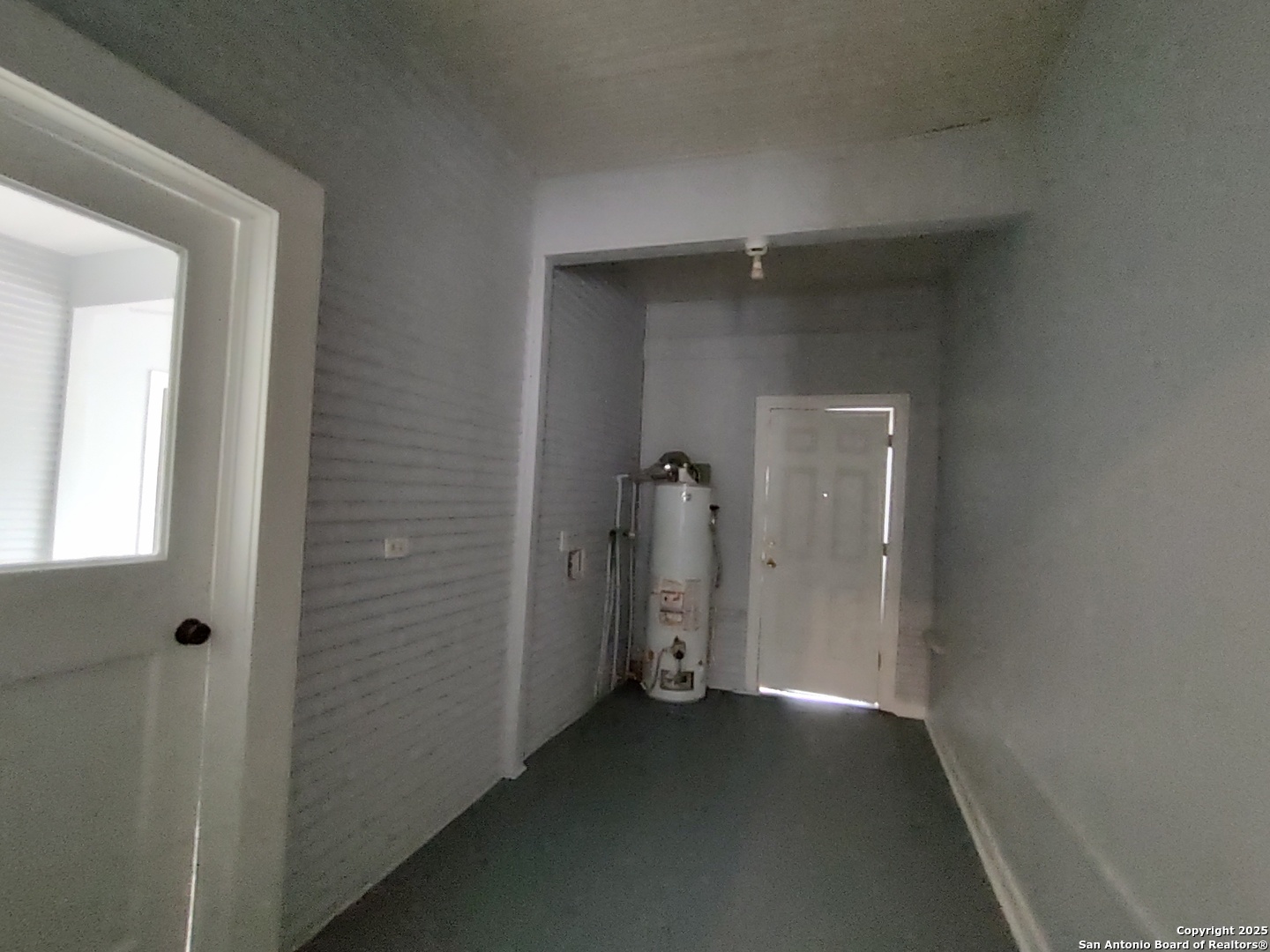 826 W Russell San Antonio TX 78212