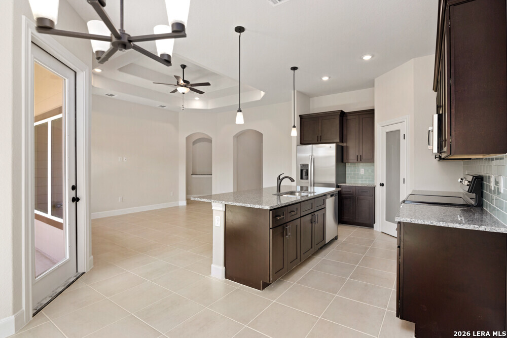 405 Park Circle Hondo TX 78861