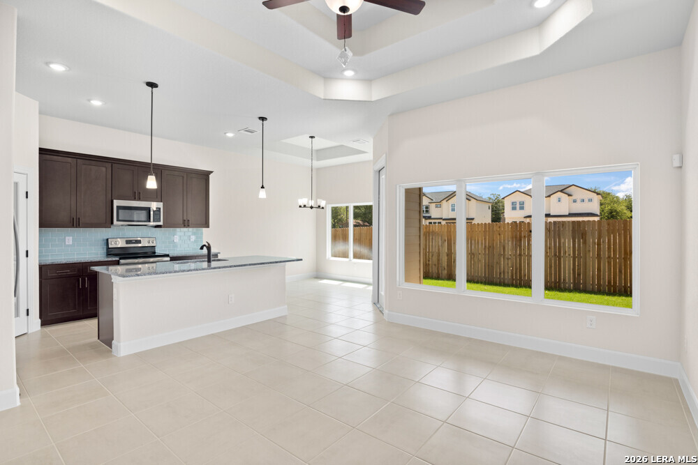 405 Park Circle Hondo TX 78861