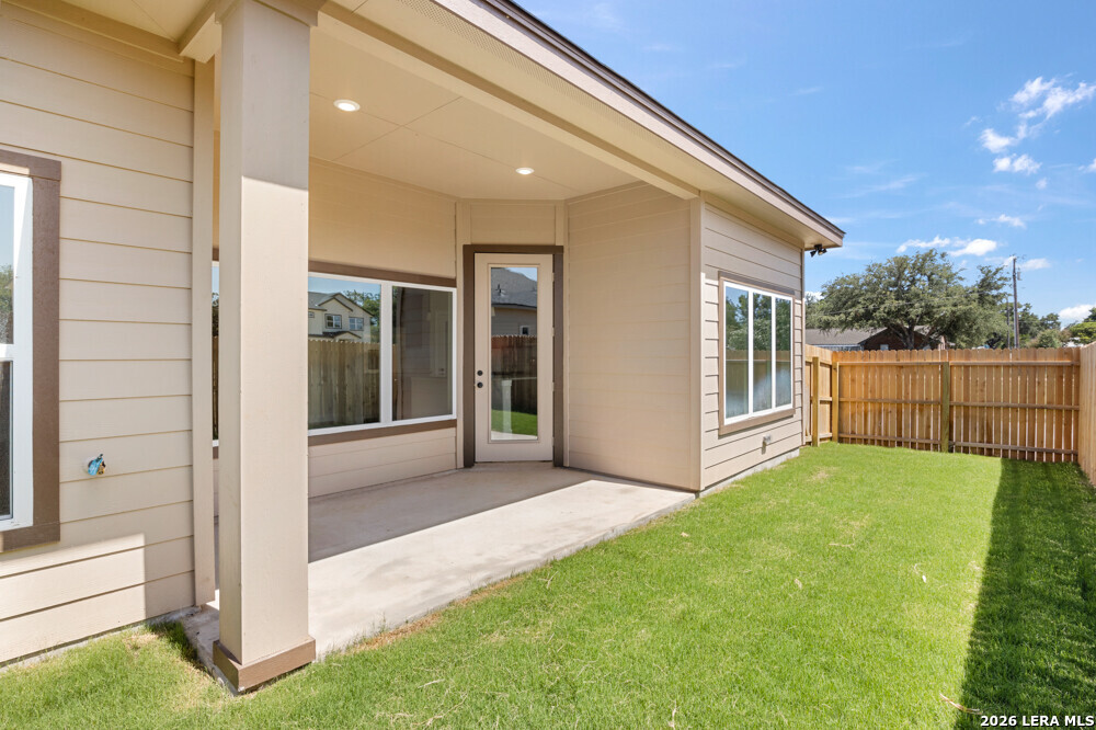 405 Park Circle Hondo TX 78861