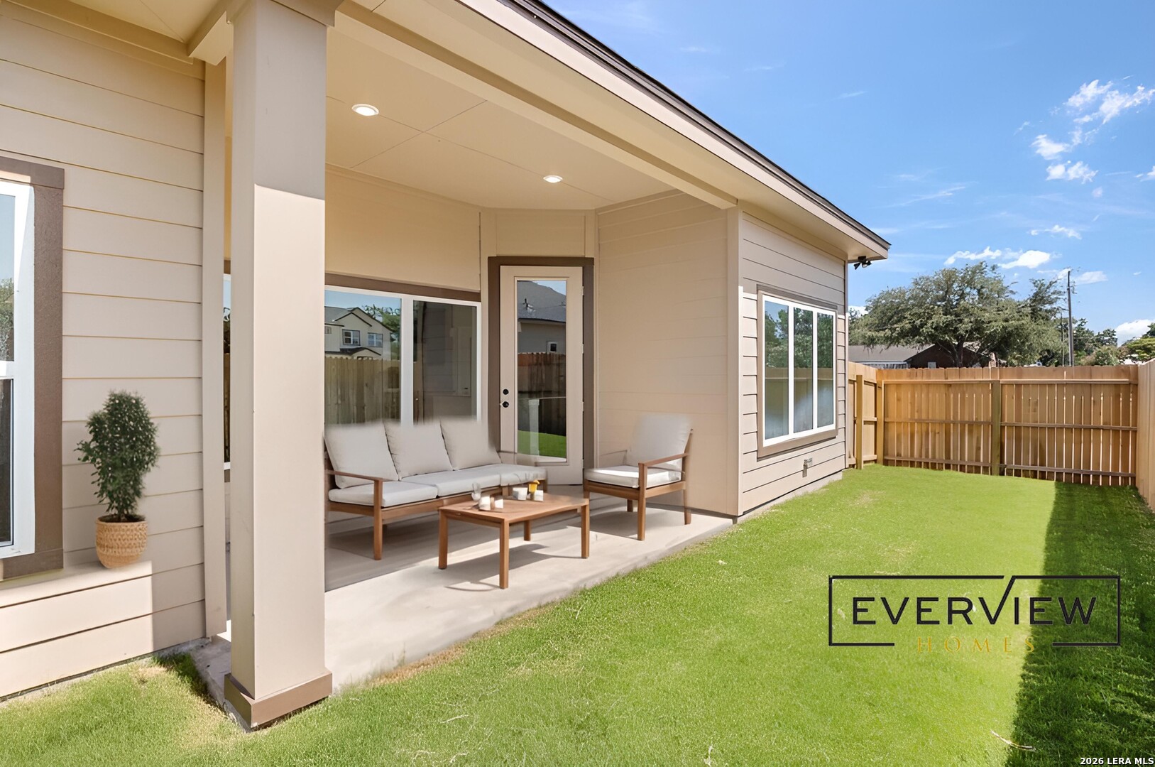 405 Park Circle Hondo TX 78861