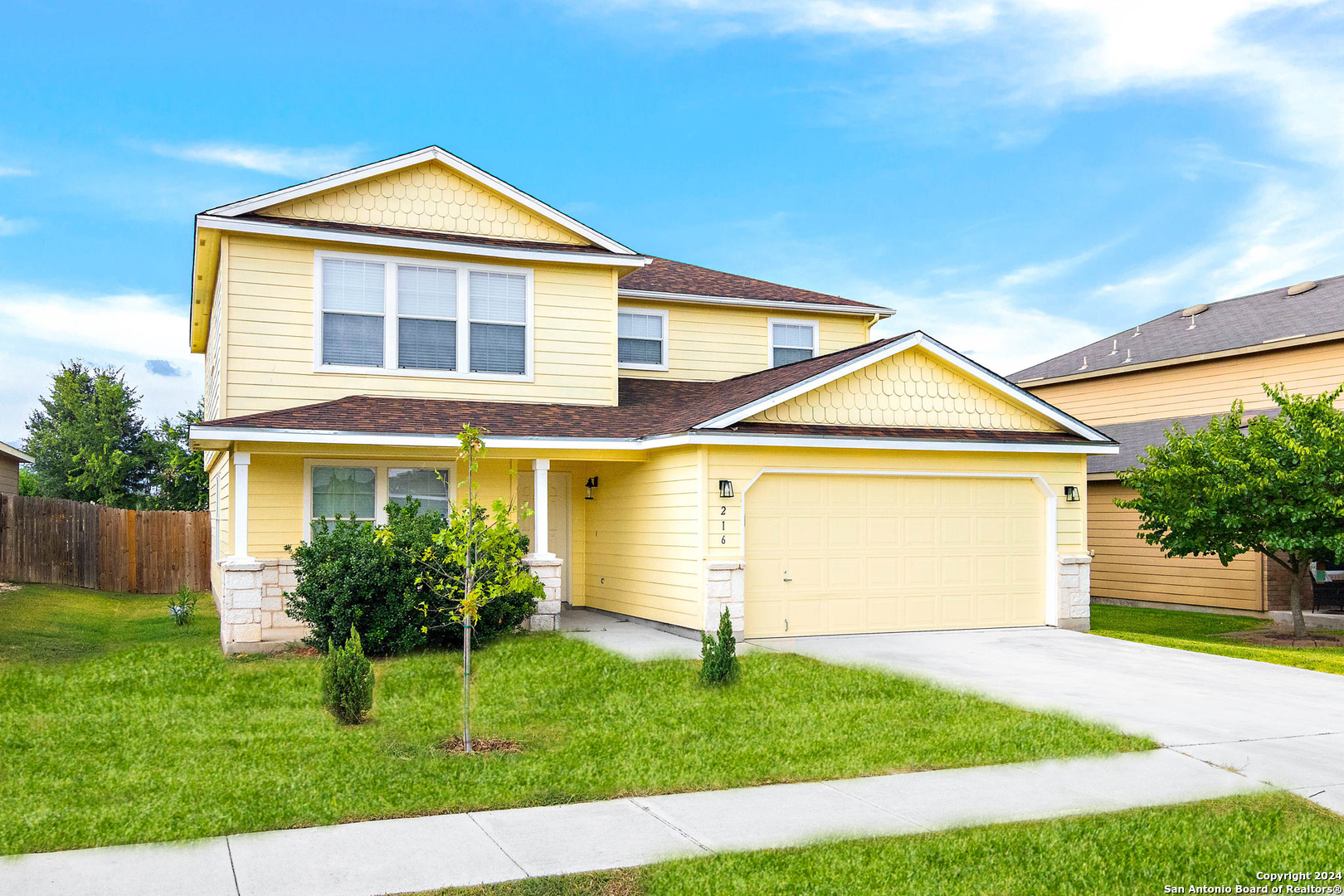 216 Willow Crest Cibolo TX 78108