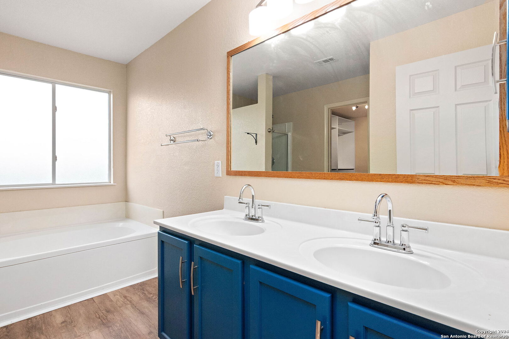 216 Willow Crest Cibolo TX 78108