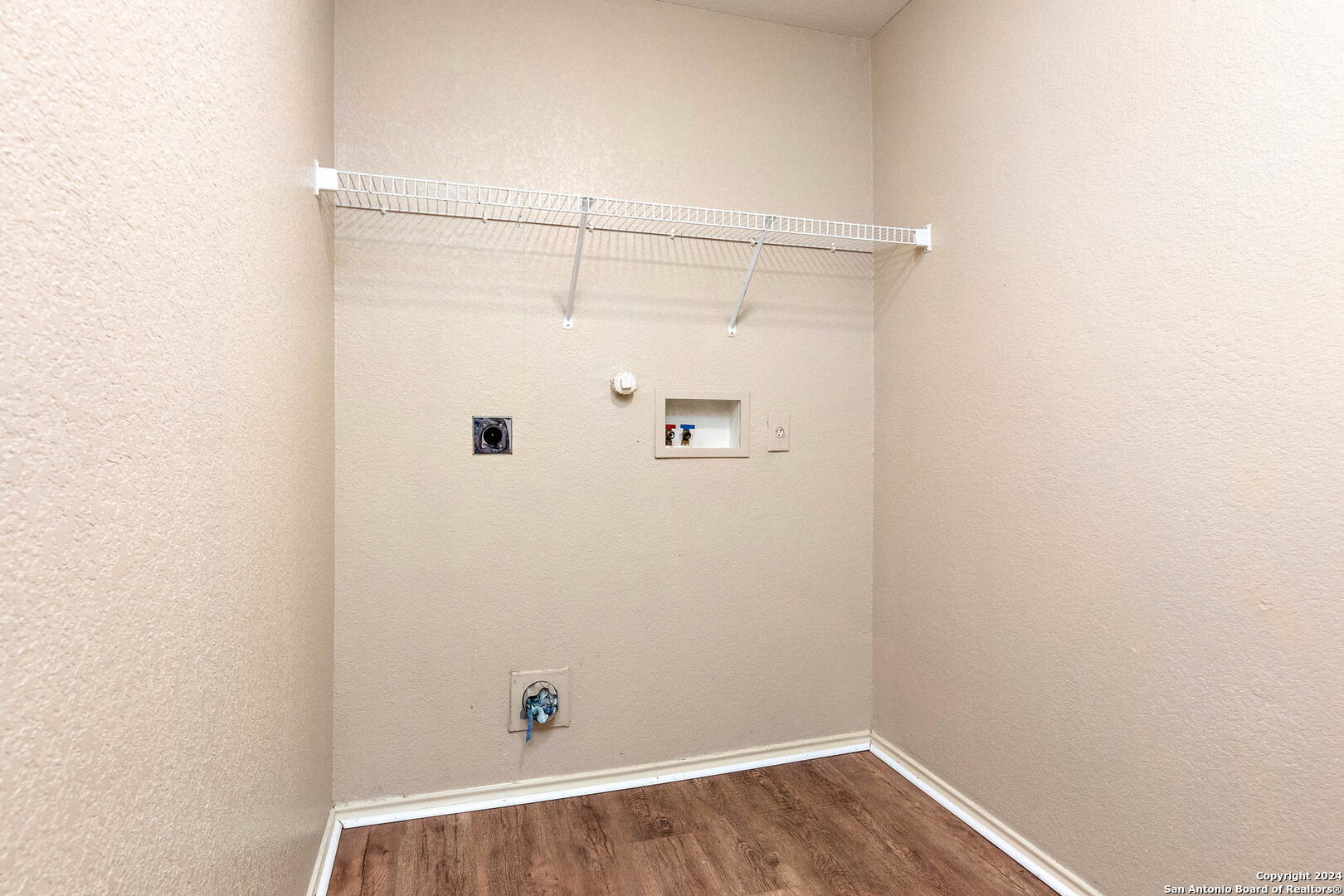 216 Willow Crest Cibolo TX 78108