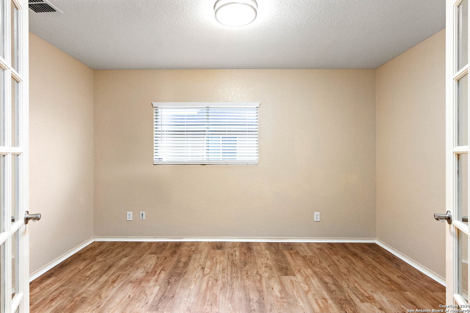 216 Willow Crest Cibolo TX 78108