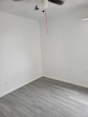 5218 Bluff San Antonio TX 78228
