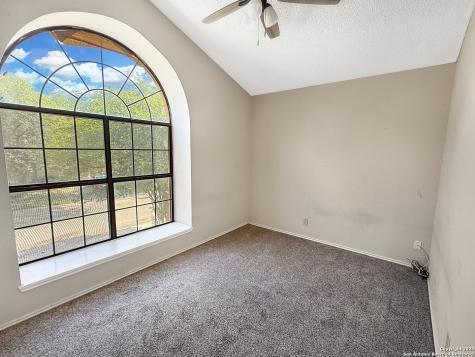 9383 Village Lance San Antonio TX 78250