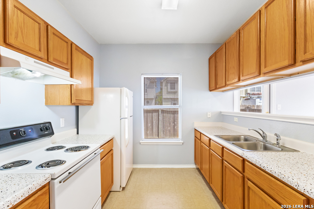 2735 Crown Hollow San Antonio TX 78251