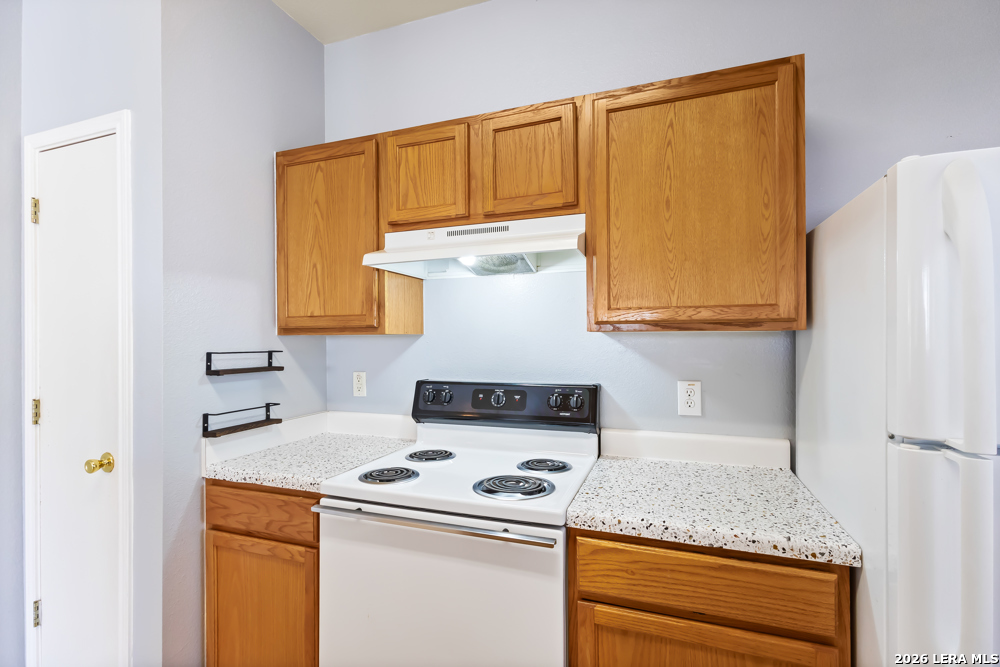 2735 Crown Hollow San Antonio TX 78251