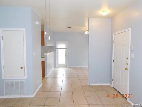 2735 Crown Hollow San Antonio TX 78251