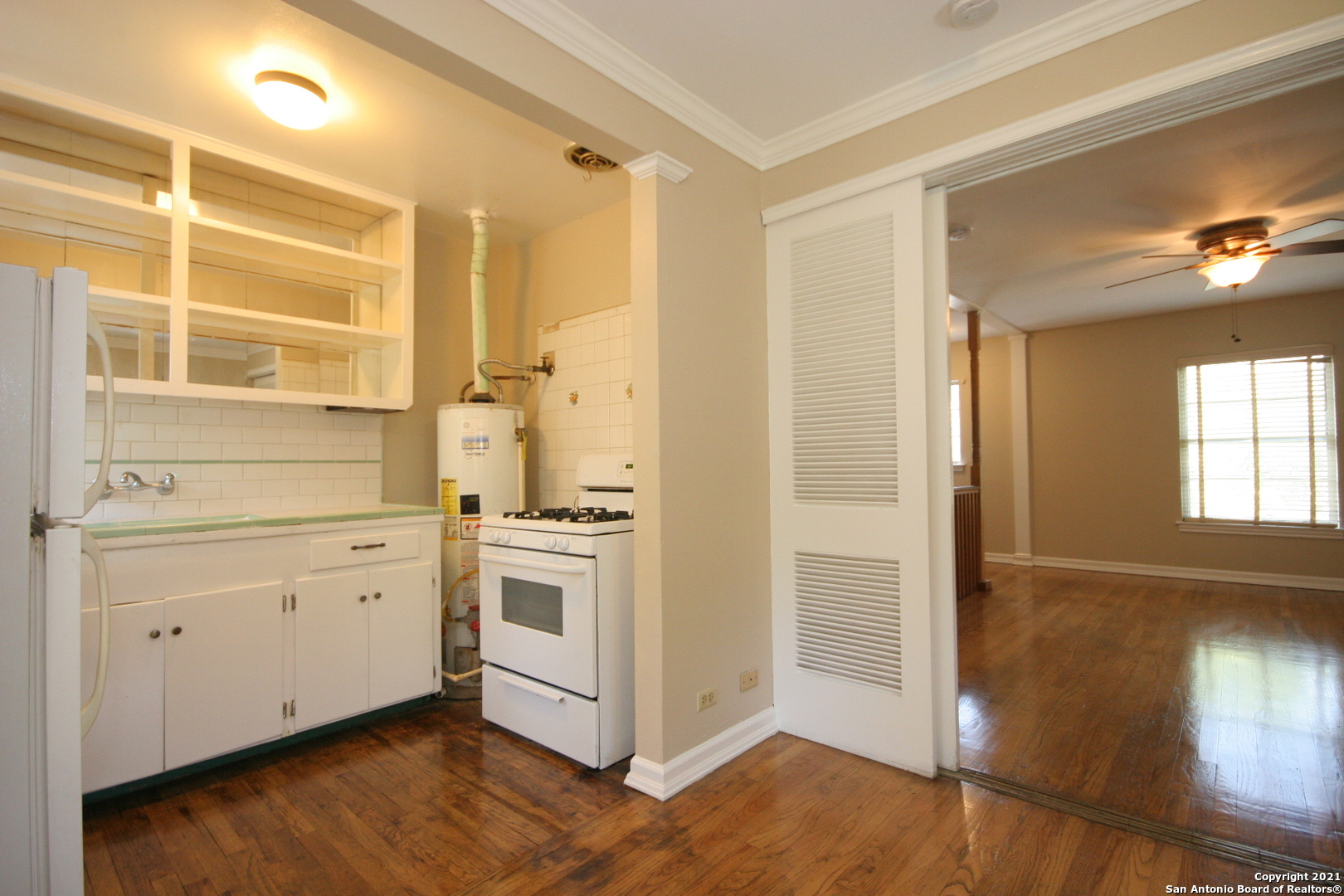519 W Lynwood Avenue San Antonio TX 78212