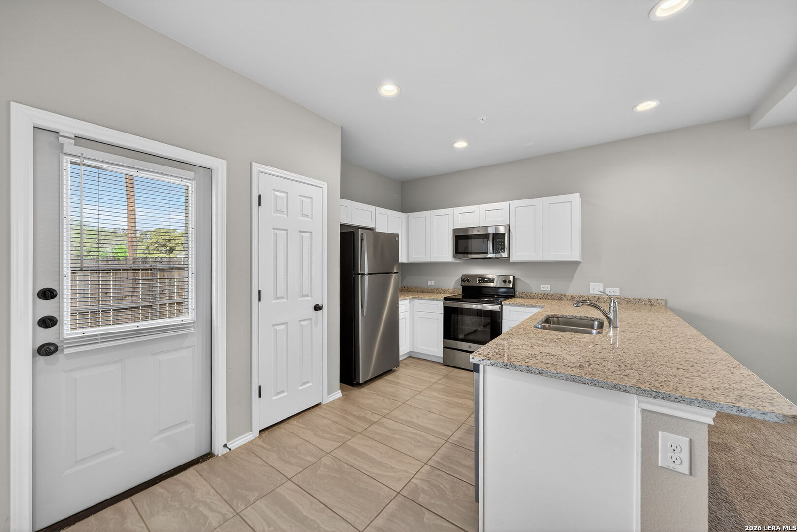4110 Swans Landing San Antonio TX 78217
