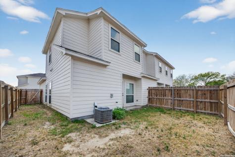4110 Swans Landing San Antonio TX 78217